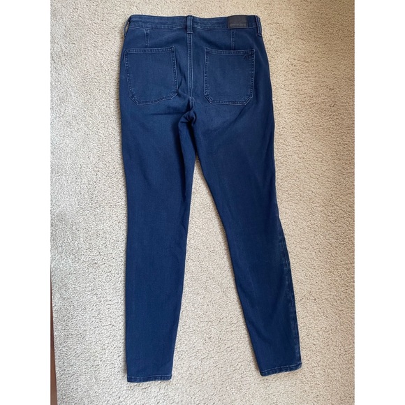 American Eagle Next Level High-Waisted Jegging - Picture 4 of 5